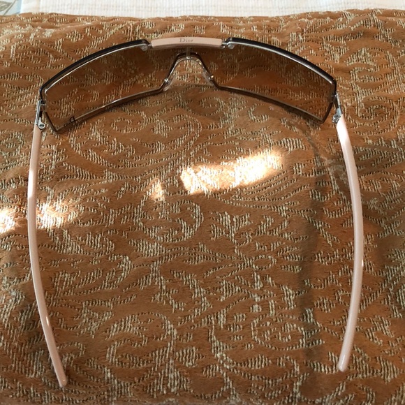 Dior Accessories - Dior victim 2 glasses